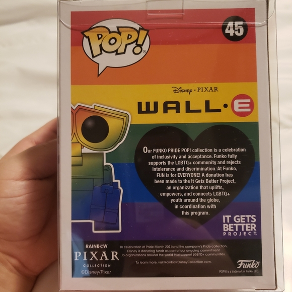 Wall-E  pride limited edition funko - Picture 4 of 7